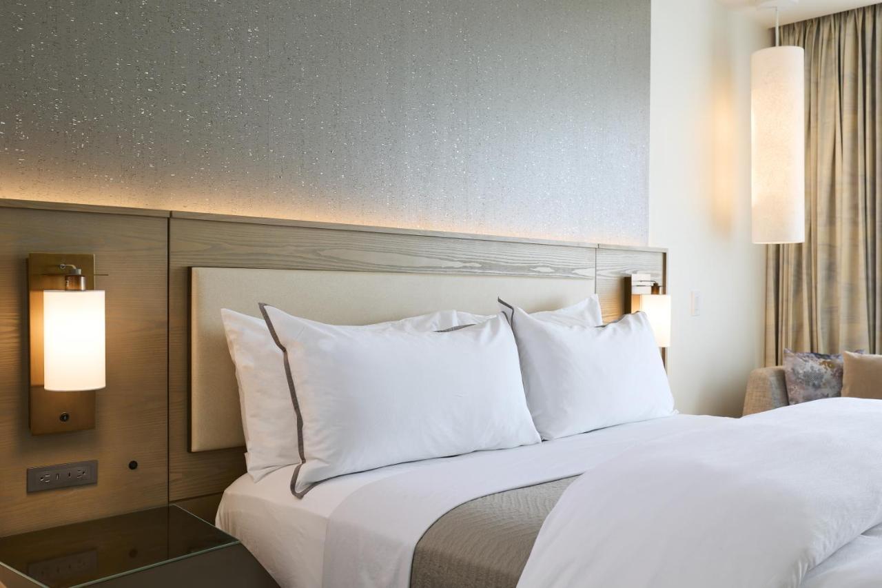 Отель The Westin Raleigh-Durham Airport Экстерьер фото