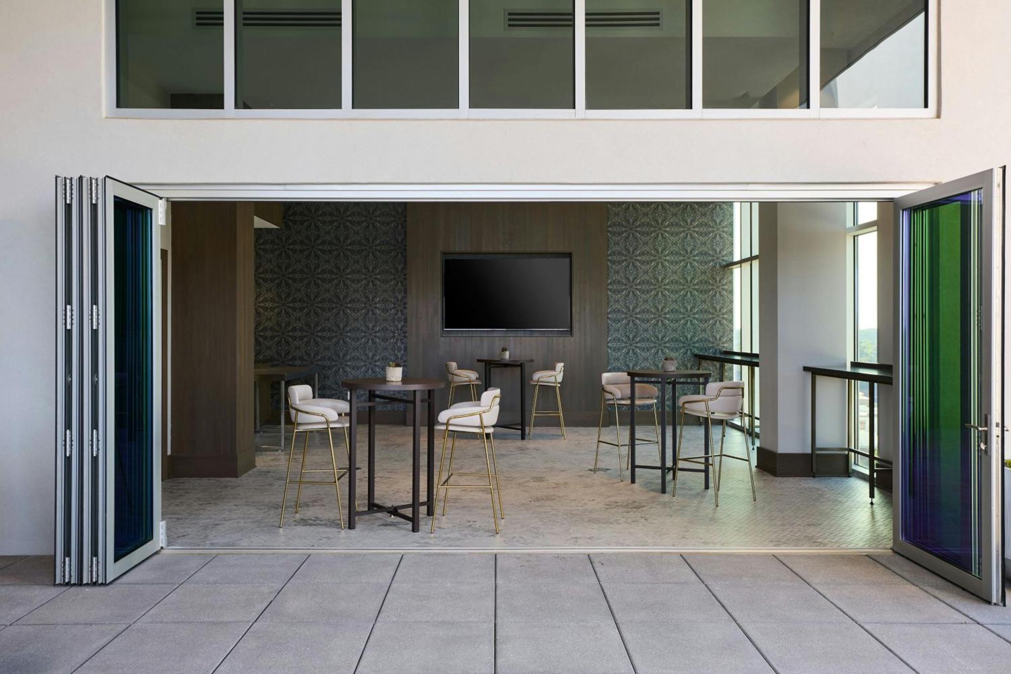 Отель The Westin Raleigh-Durham Airport Экстерьер фото